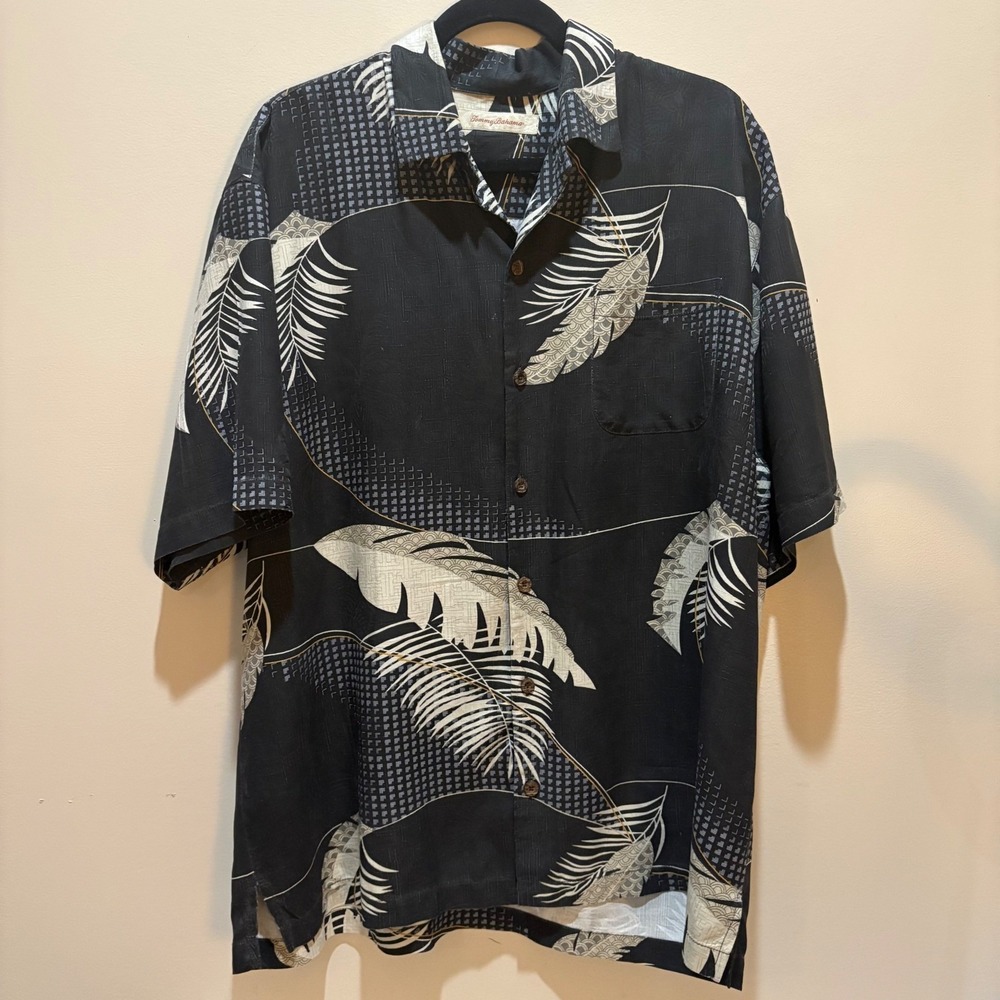 Tommy Bahama Mens Silk Shirt XL Palm Leaf Print Short Sleeve Button Up Pocket - Picture 2 of 7
